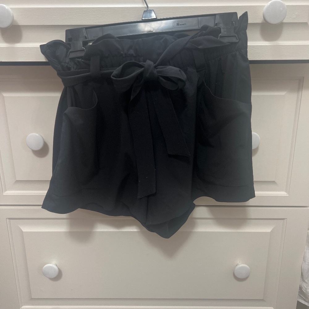 Athleta Tie Short